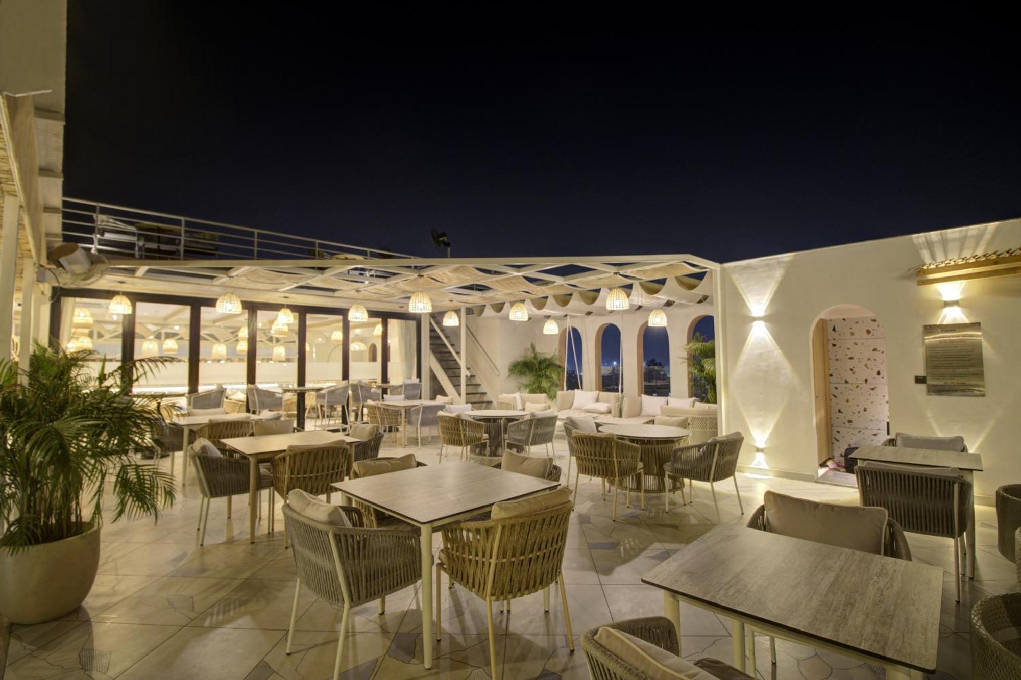 Cygnett Collection K K Hotel Faizābād 外观 照片